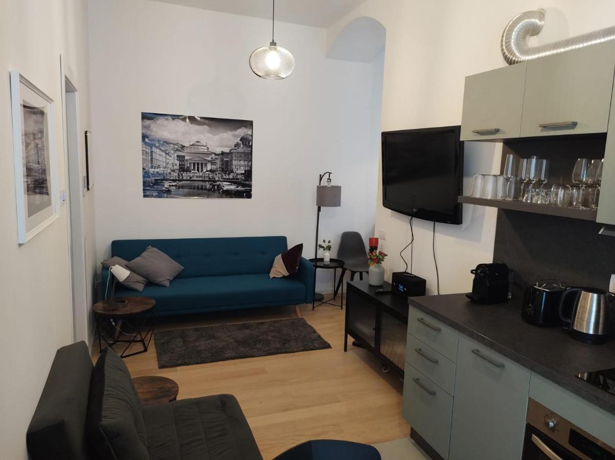 Boutique Apartments Cecilia Terst Exteriér fotografie