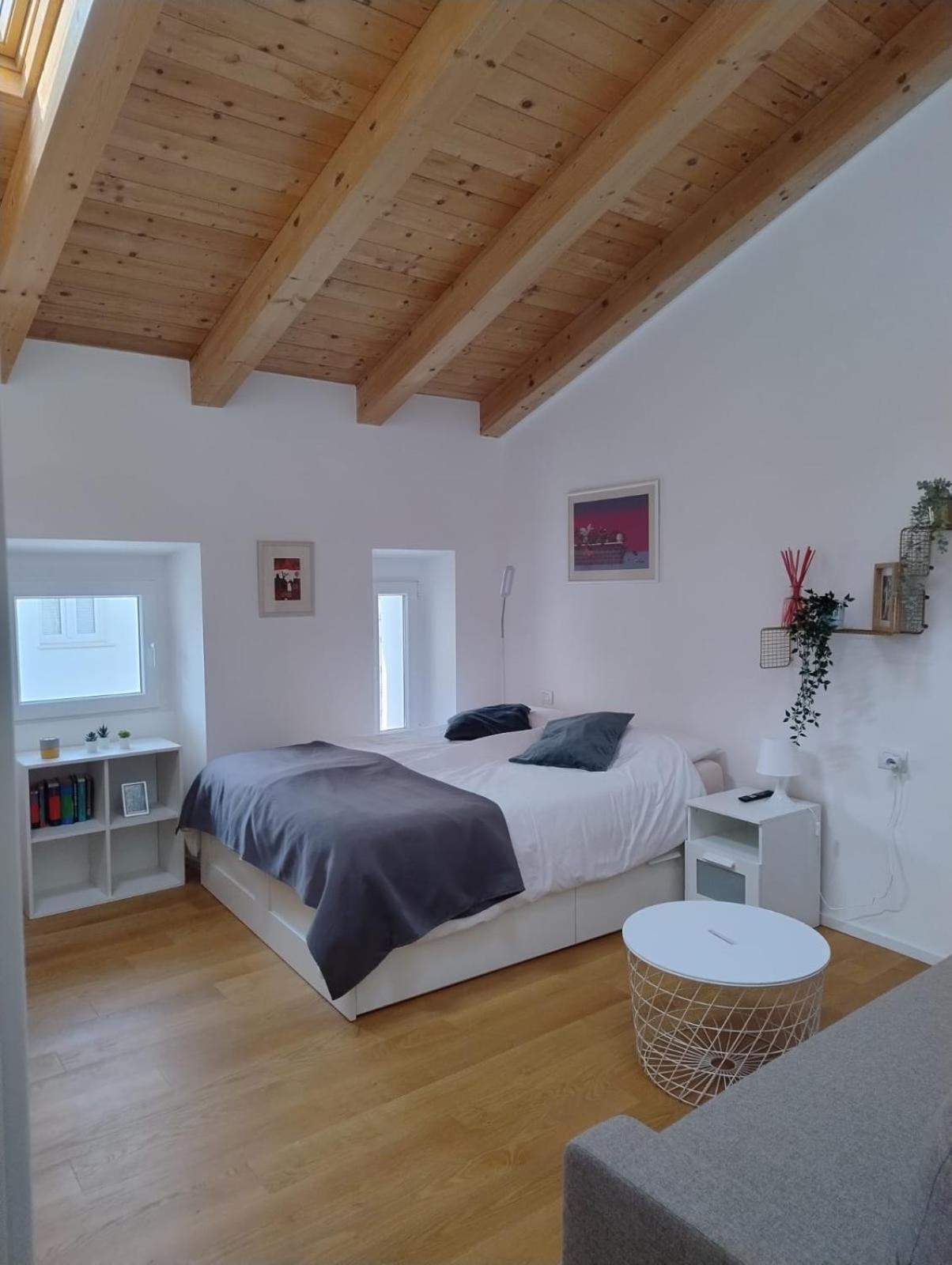 Boutique Apartments Cecilia Terst Exteriér fotografie