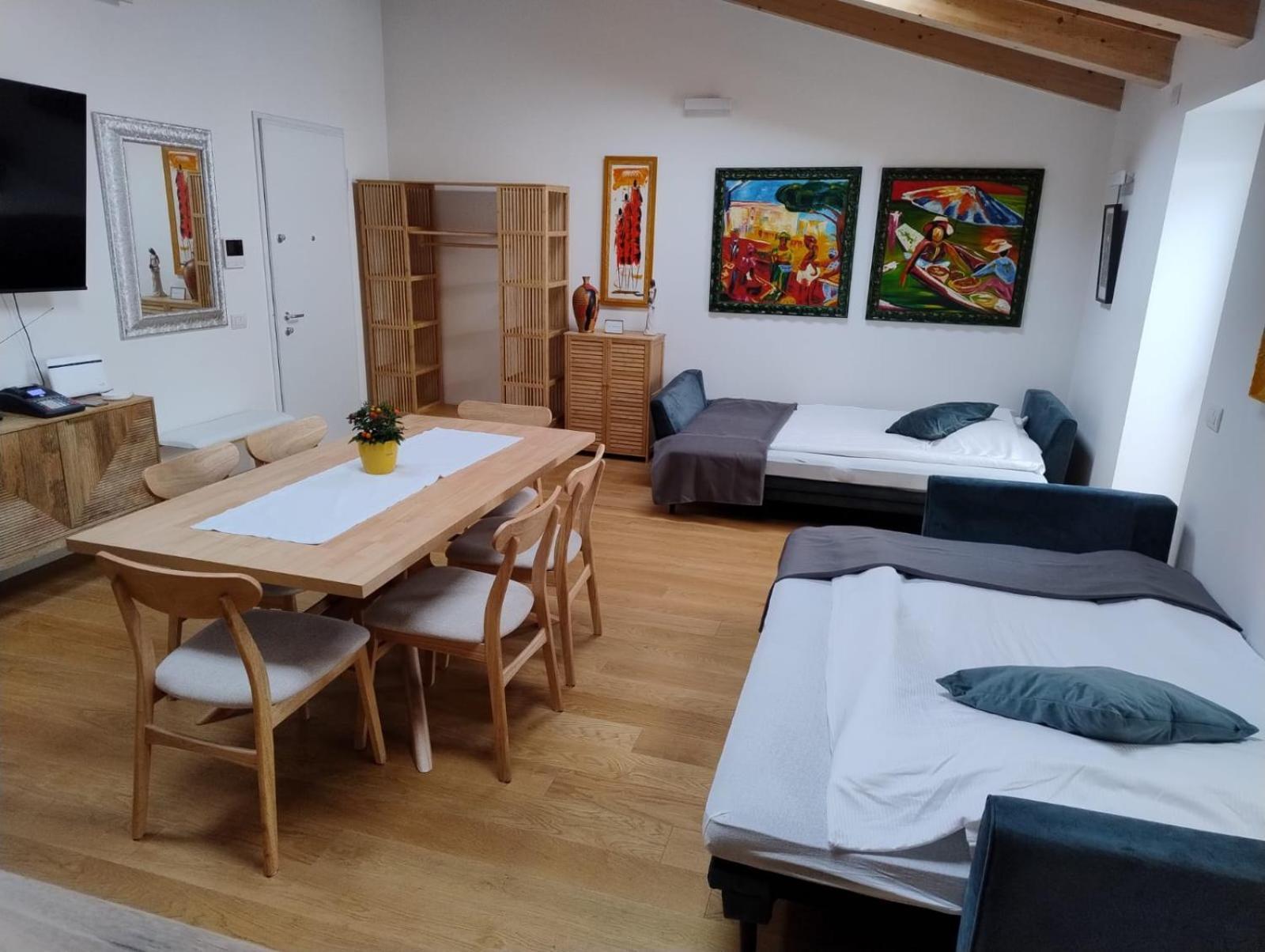 Boutique Apartments Cecilia Terst Exteriér fotografie